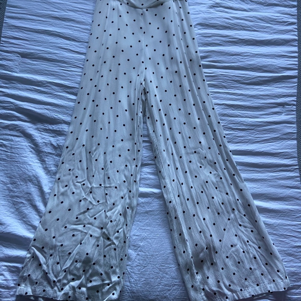 Black and ivory polka dot wide leg pants!